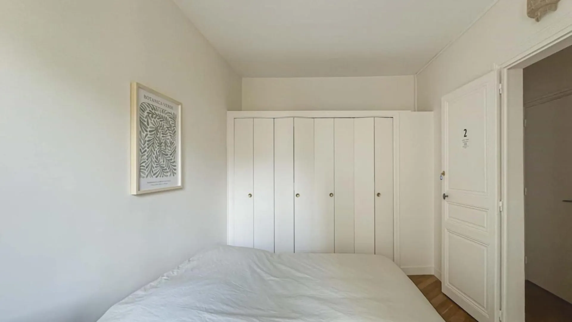 Flexliving - Whole Flat - Mesnil Daire Paris